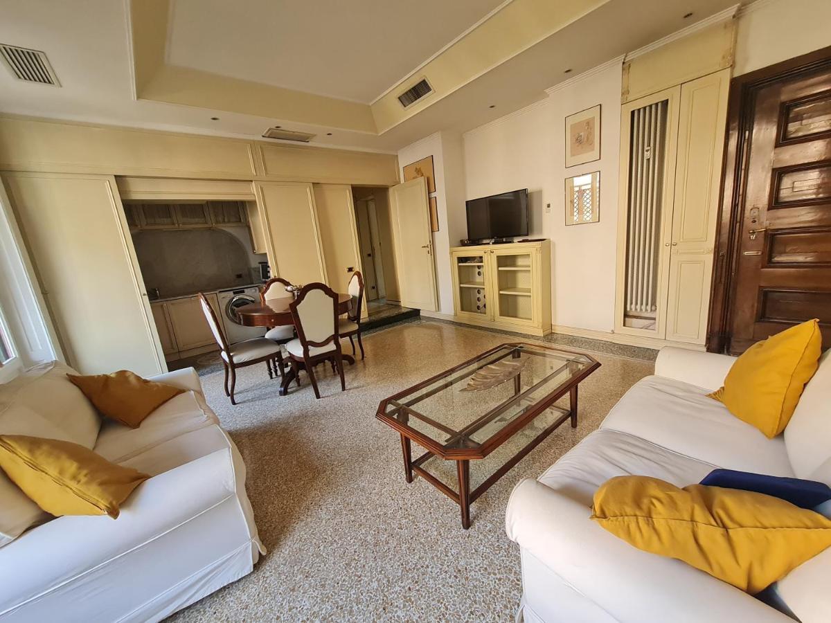 Fontana Cozy Apartment Милано Екстериор снимка