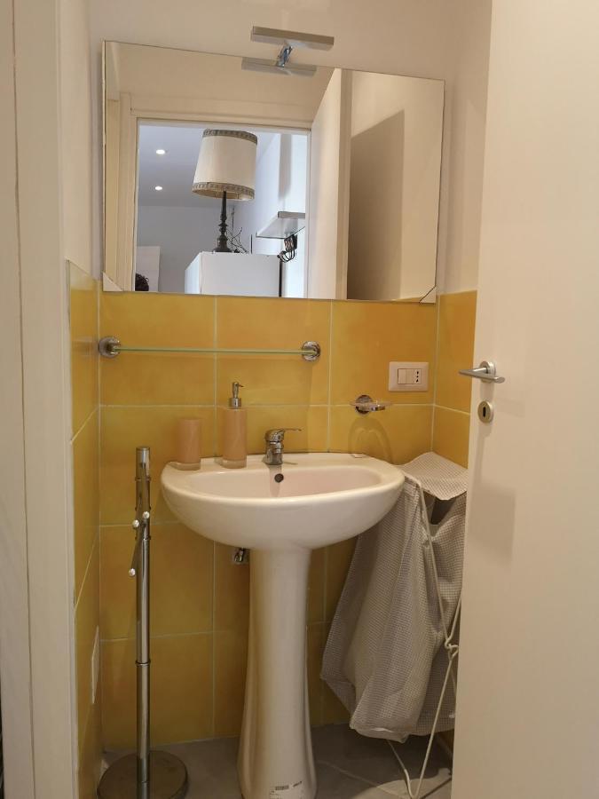 Fontana Cozy Apartment Милано Екстериор снимка